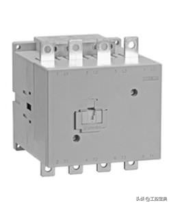 不要小看它可是大神级别的，几乎所有地方都用。就连马桶上都有