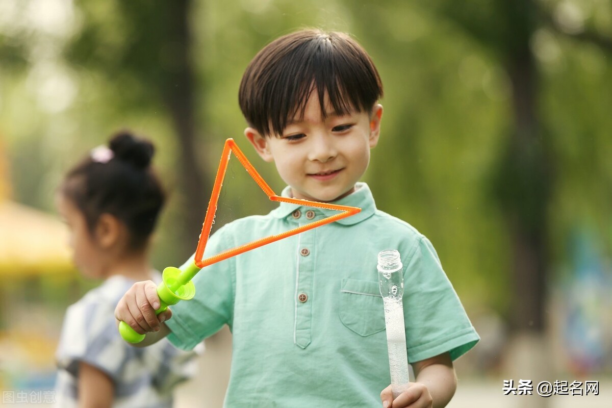 牛年男宝宝名字大全2021有寓意,2021牛年张姓男孩100分的名字