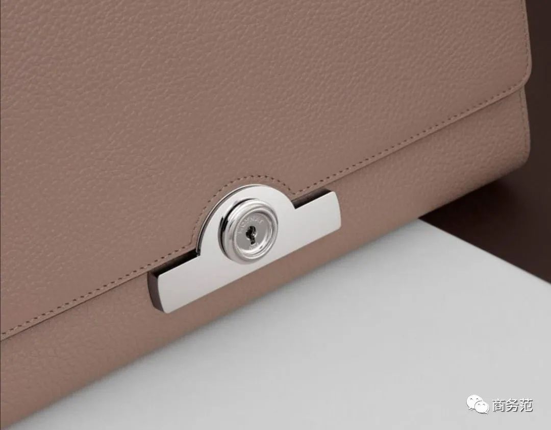 职场女生第一个包包,职场girls