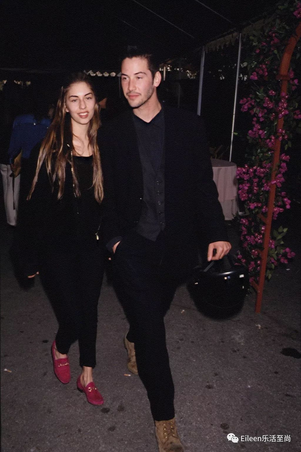 丧女失爱，辟谣无用，绝世美强惨基努·里维斯，放飞多年再遇真爱