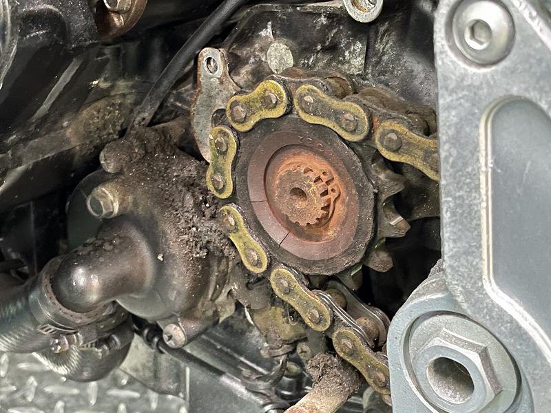 摩托车前链条改16齿,摩托车换牙盘链条教程