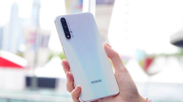 最适合玩吃鸡的华为千元机,流畅吃鸡的华为手机有哪些