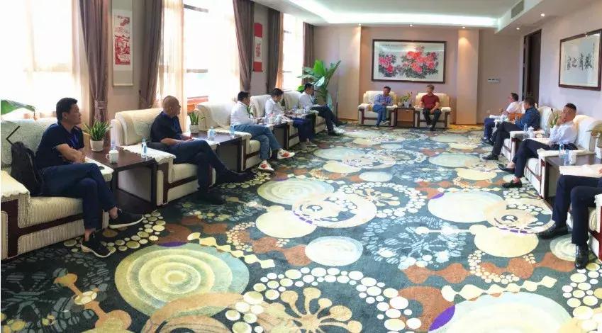 渠达天下·2019渠道网络考察团拜访柬埔寨安徽商会