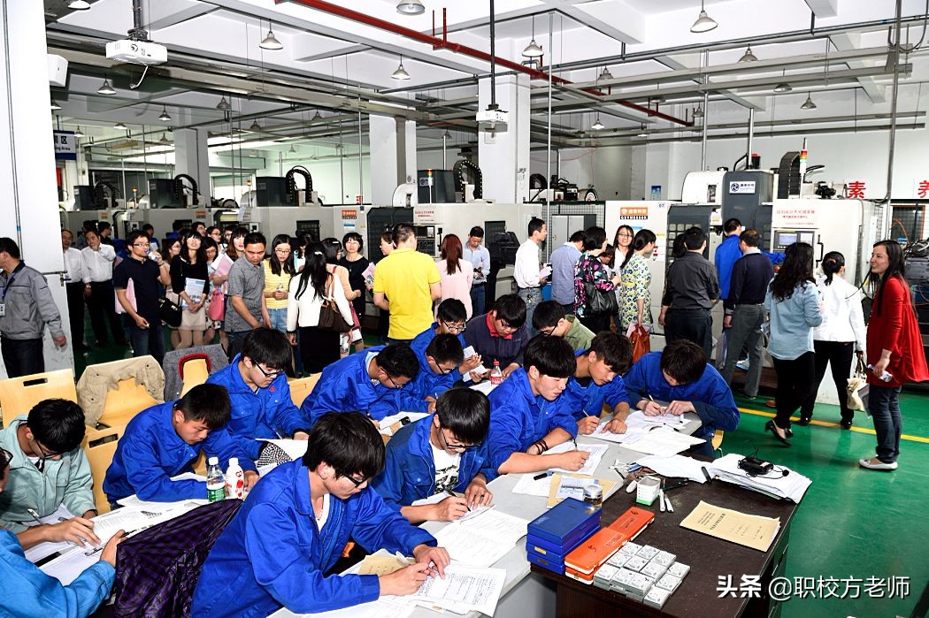 说说老师无奈的句子,做老师的辛酸和无奈说说