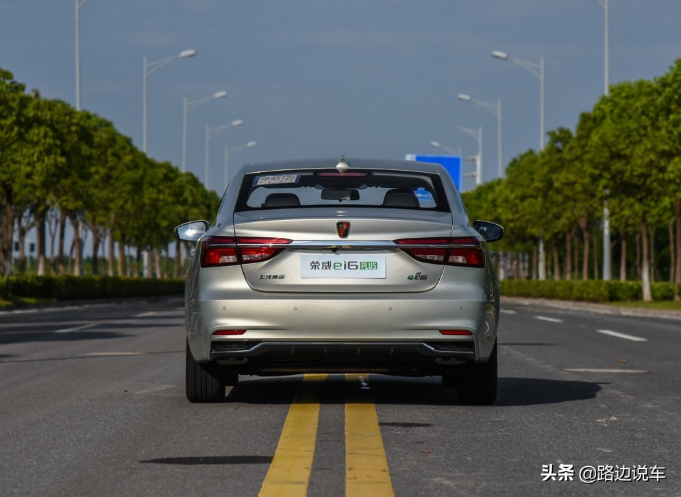 花17万买名爵6,17年荣威i6车主真实的感受