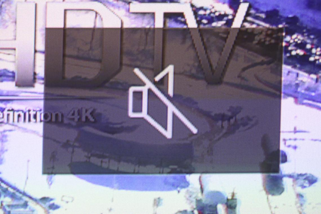 为什么不建议购买激光电视,激光电视与防蓝光电视哪个好