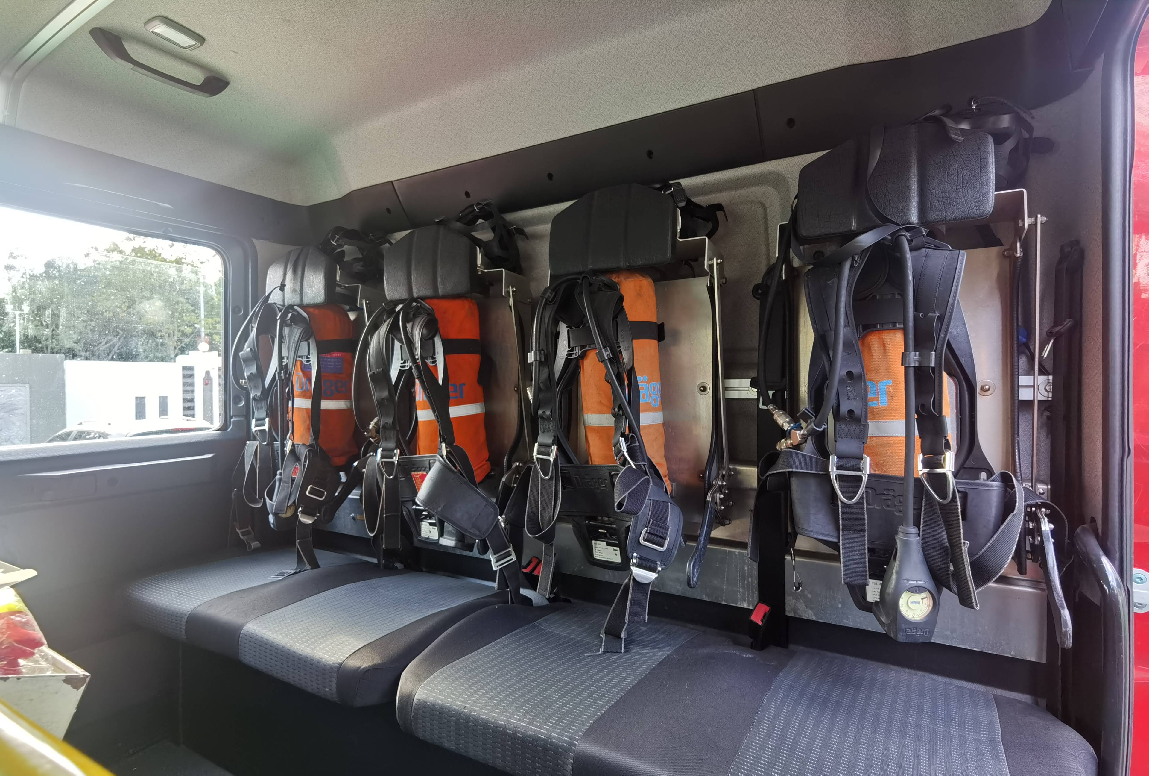 有一个消防蓝朋友是怎样的体验,给你一天时间