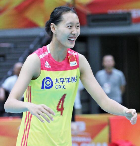 中国女排参加女排2021联赛名单,中国女排美国女排世联赛4强名单