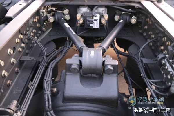 大运v9国六牵引车最新款有多重,大运v9最新视频