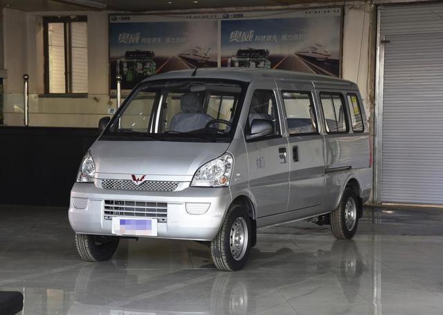 五菱荣光新卡4万元,五菱荣光车好吗