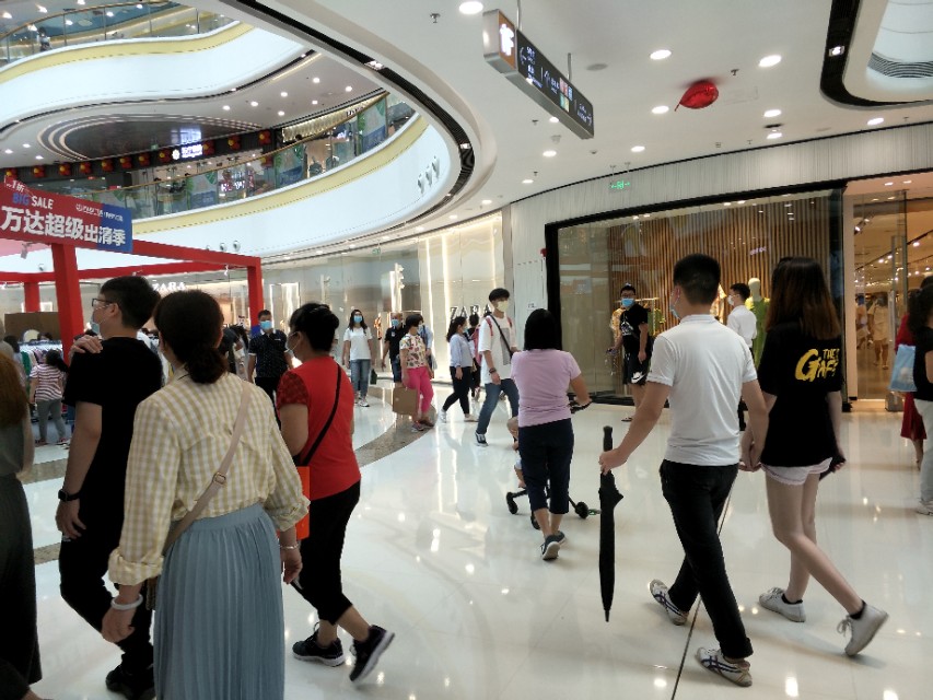 南宁三个万达人流对比,南宁江南万达几点人多