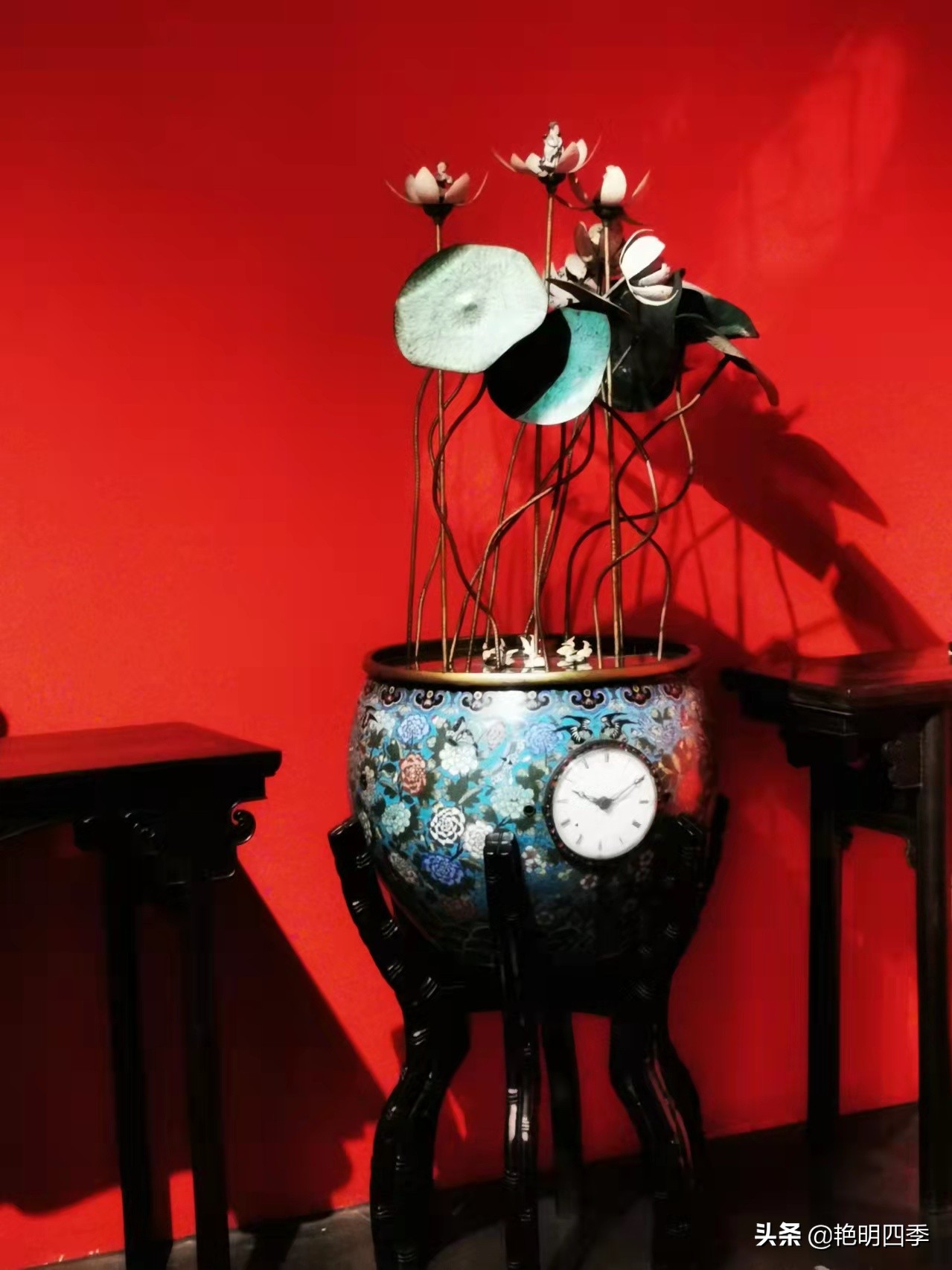 参观故宫的钟表图,展示一下故宫的各种钟表