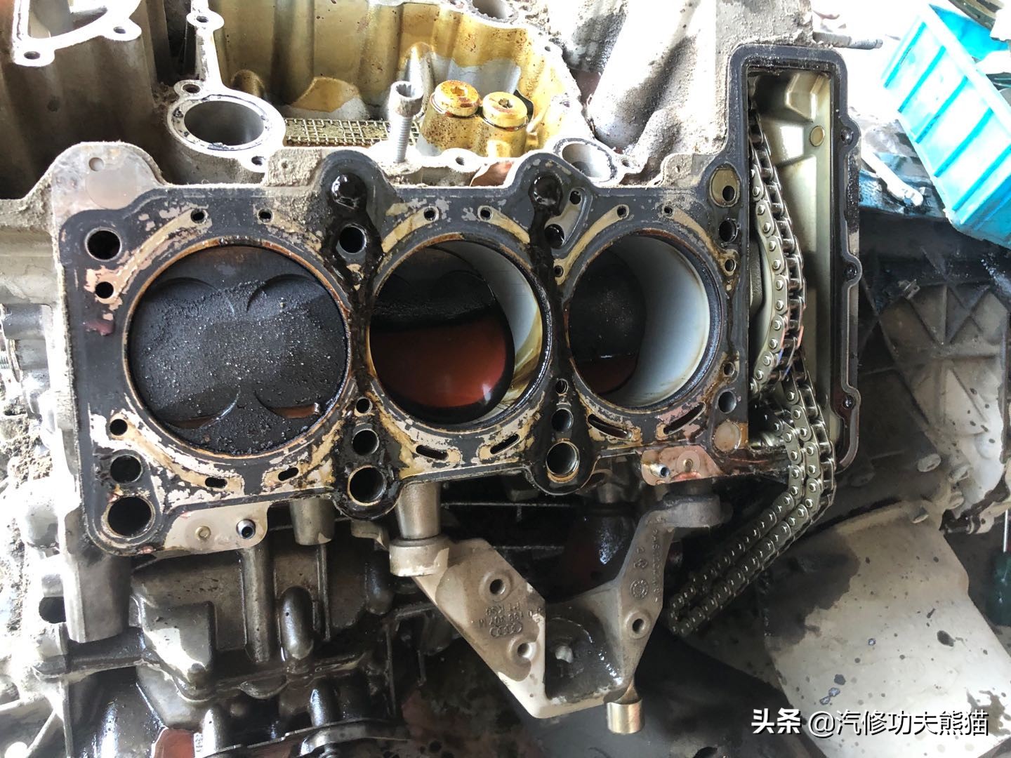 奥迪a6l2.4免拆烧机油处理靠谱吗,奥迪a6l2.4烧机油大修注意事项