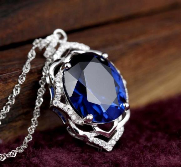 990银和925银哪个和铂金颜色更接近,990银和925银哪个值钱