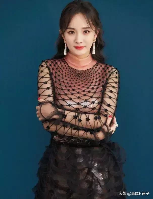 一周造型不重样,一周穿搭封面设计横屏