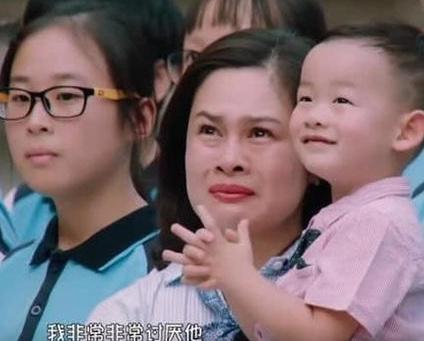 《少年说》：乖巧女儿暴打弟弟，专家：巧用6大步骤让孩子逆生长