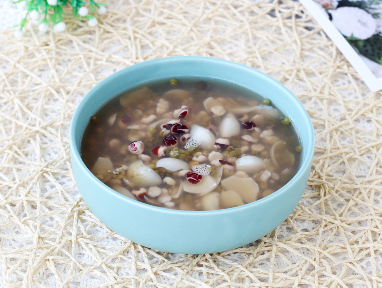 煮绿豆粥放米好吃还是不放好,煮绿豆粥加糯米还是粘米