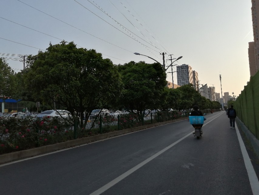 猜谜语幽默句子,猜球的搞笑话语