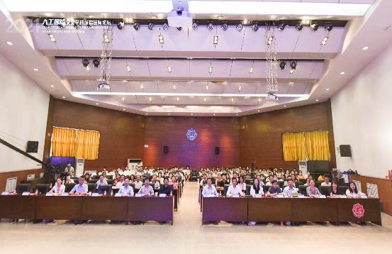 星火九秩,铸魂育人