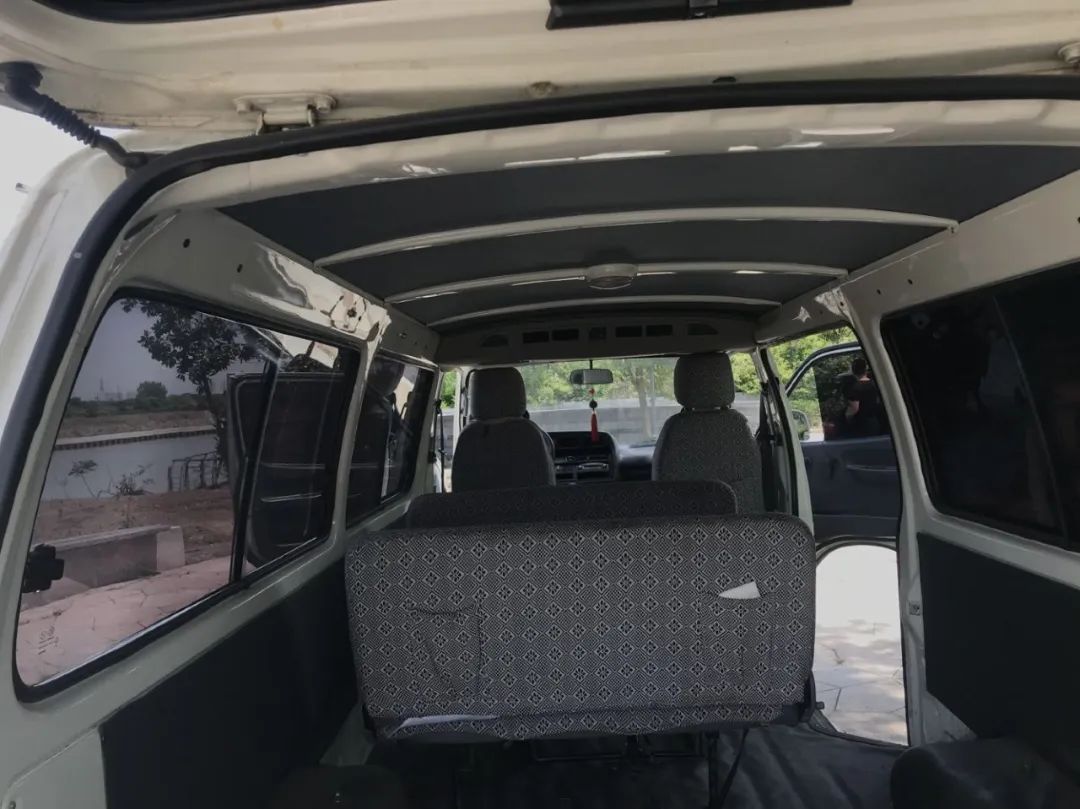 5万带侧滑门的车5座,十多万侧滑门的车