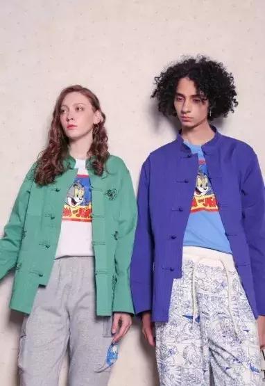 颜值不够衣品来凑高级感穿搭,颜值不够道具来凑墨镜style