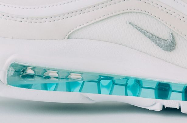 耐克耶稣系列,耶稣之泪耐克鞋