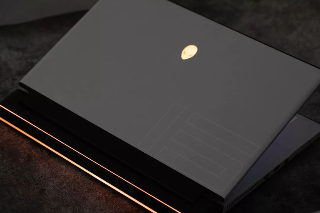 alienwarem15r6测试,alienwarem17轻薄款测评