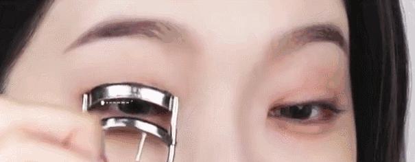 让睫毛变长变美的方法有哪些,怎么做睫毛既浓密又整齐