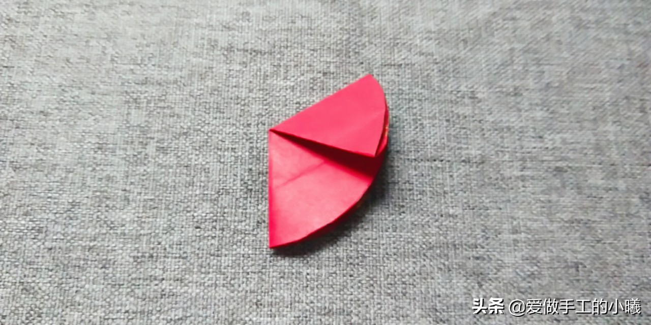 彩纸做灯笼手工简单漂亮教程,用彩纸做成灯笼手工最简单又好看