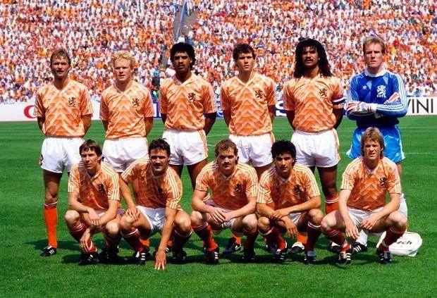 94年世界杯荷兰对巴西,1974世界杯荷兰被德国谁逆转