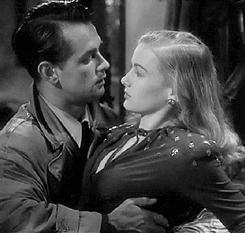 性感*物尤**维洛妮卡·莱可好莱坞唯一靠*猫猫躲**发型成名的女星