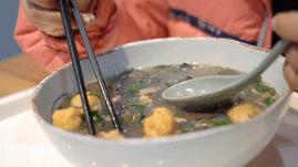 夫子庙鸭血粉丝哪家最正宗带菜,南京鸭血粉丝吃这几家就够了