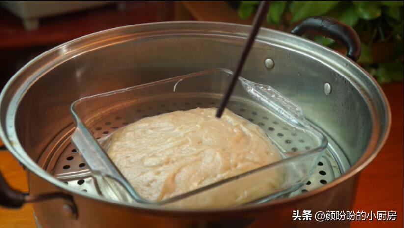 香蕉糯米糕做法简单非常好吃,香蕉糯米糕正宗做法