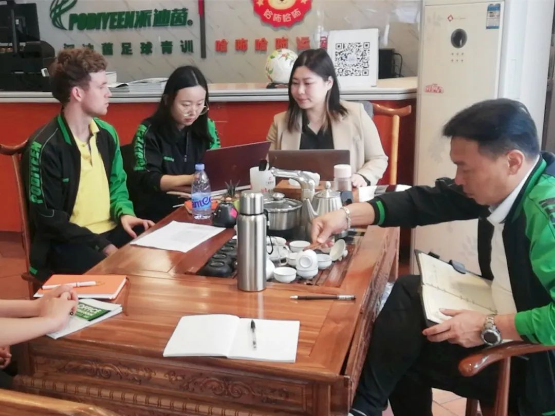 派迪茵校园足球落地,派迪茵校园足球