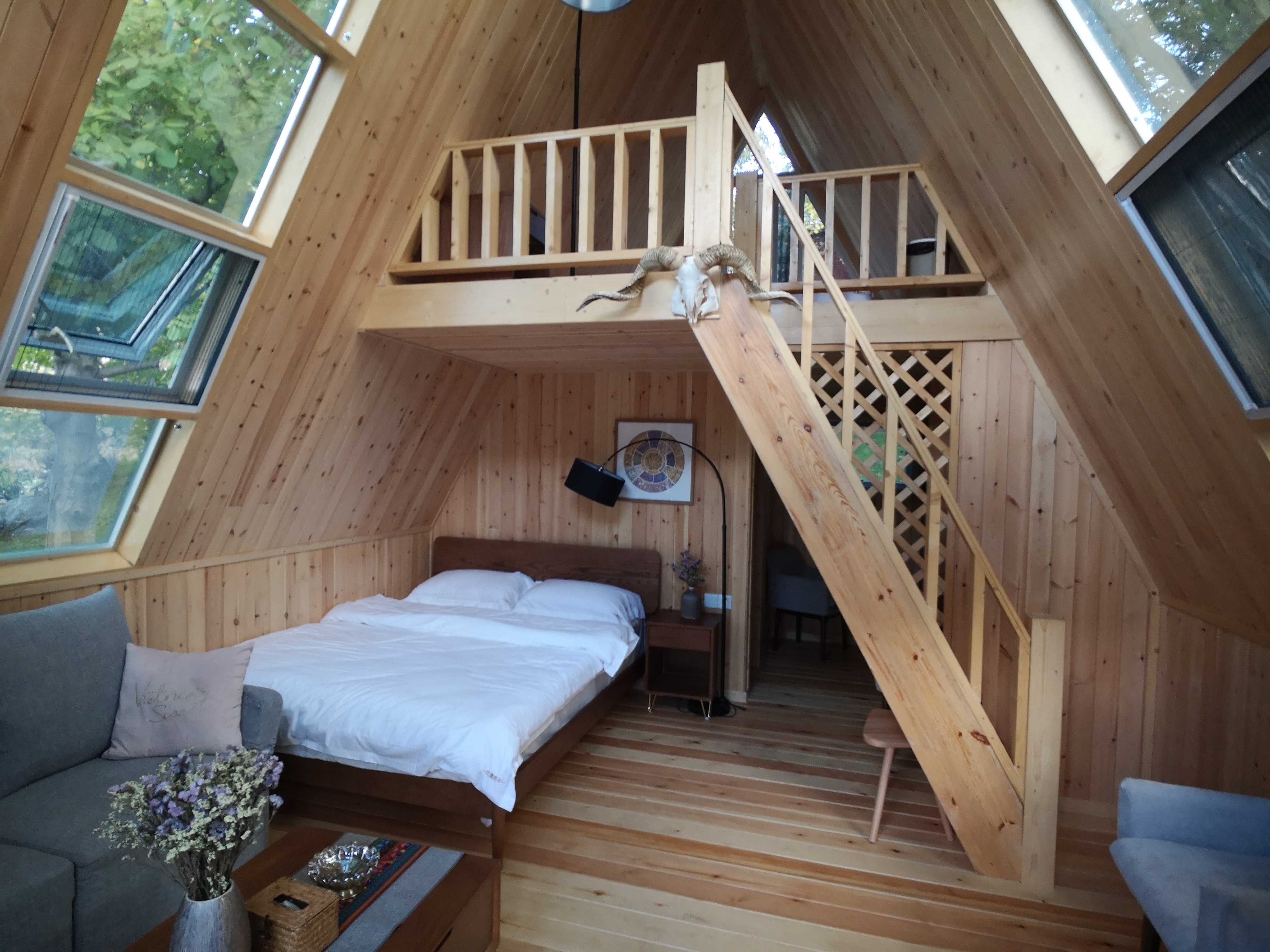 民宿小木屋价格一览表,木屋2万元一套木屋民宿推荐