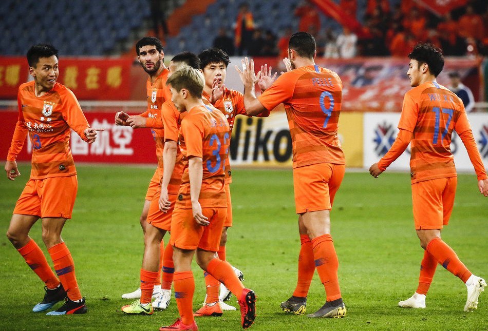 张稀哲受罚事件,徐亮评张稀哲判罚