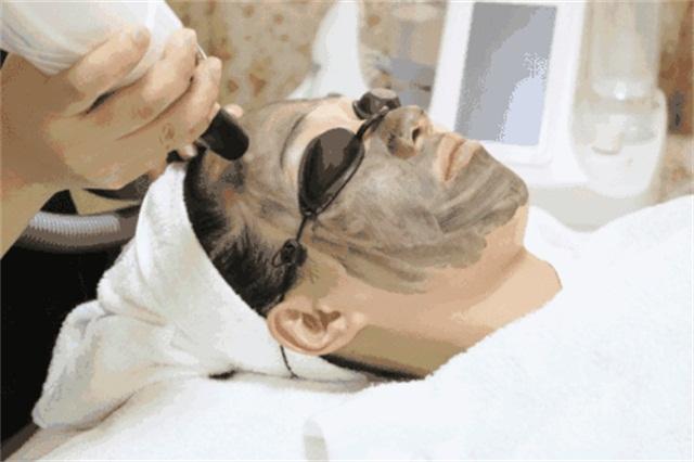 牙膏去黑头的方法靠谱吗,牙膏去黑头的正确方法