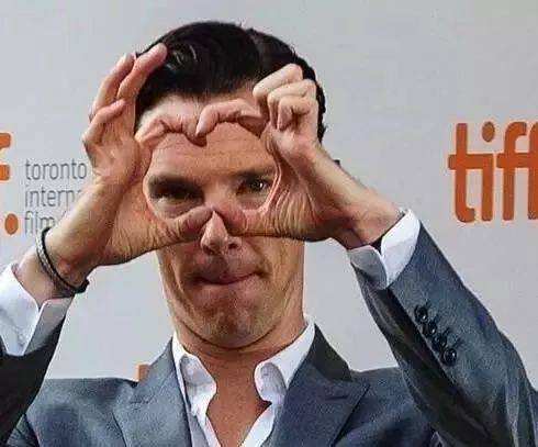 拍照比v是什么意思,拍照比剪刀手的一般是什么人