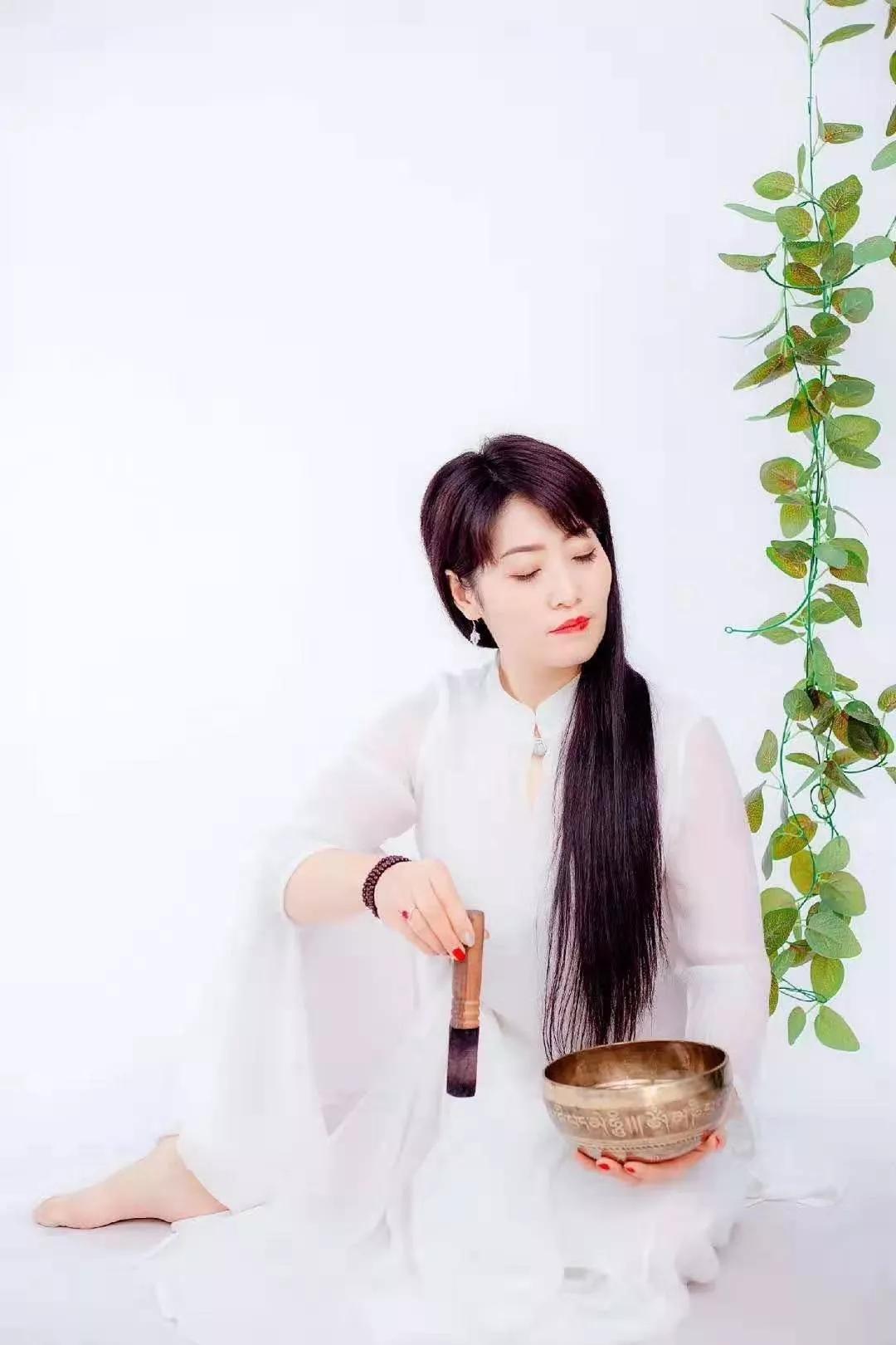 幸福的婚姻，就如音钵与钵锤｜心韵同门丽娜