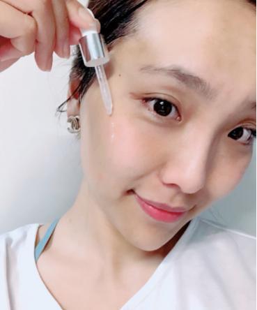 精华液的涂抹正确方法,涂抹精华液的正确方法