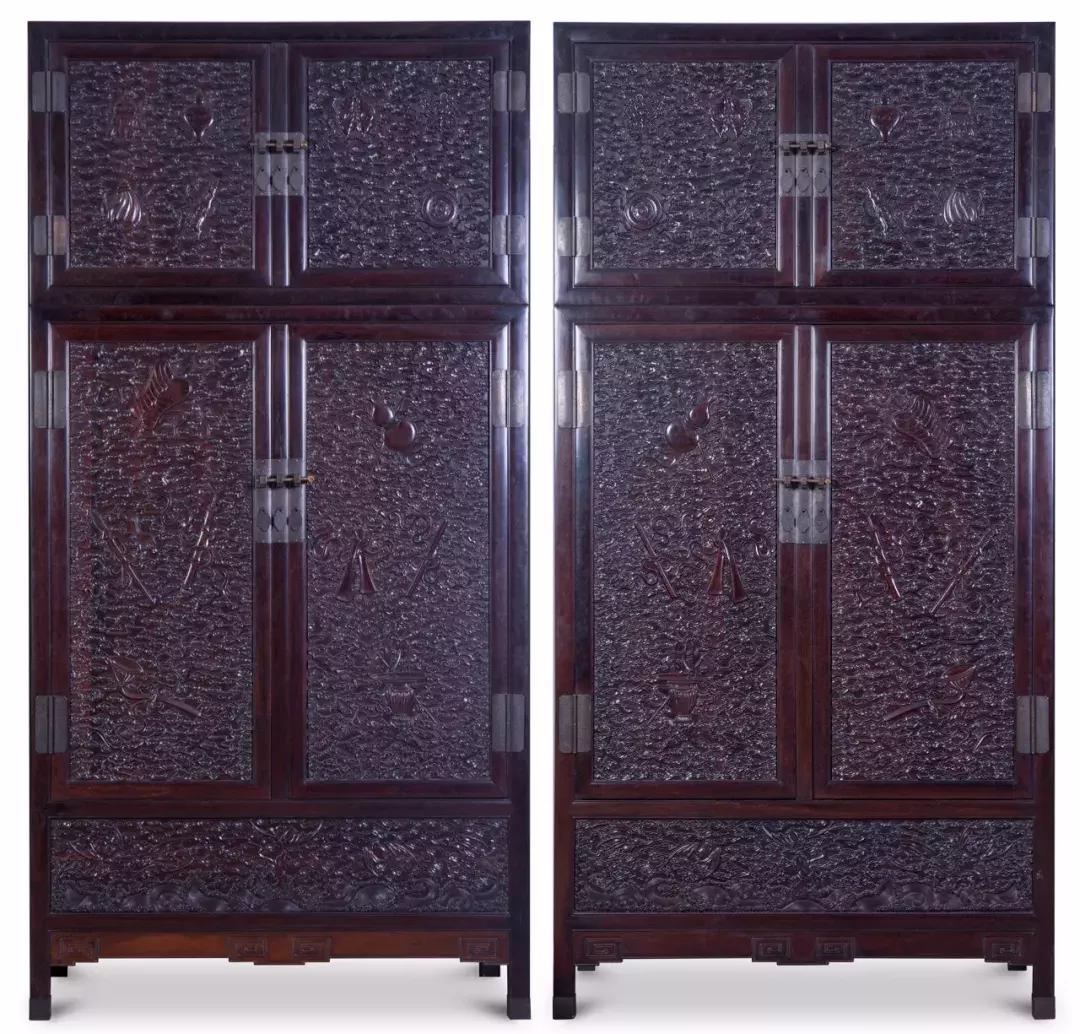 重器解析：紫檀八宝八仙纹大四件柜