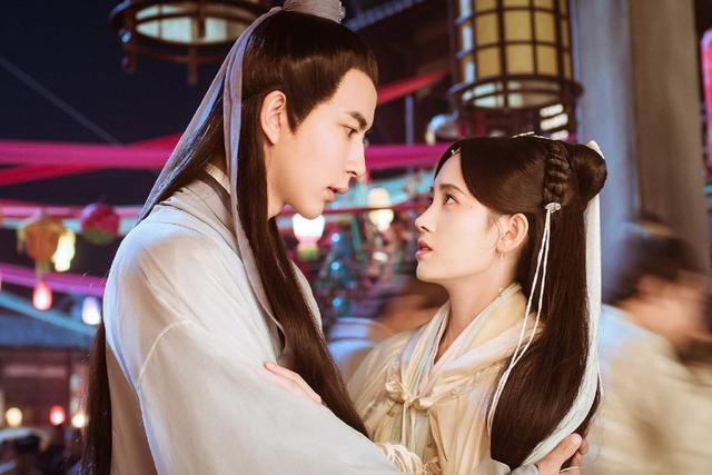 2首冷门而优美的中秋古诗，让你回到千百年前，与古人赏月夜话