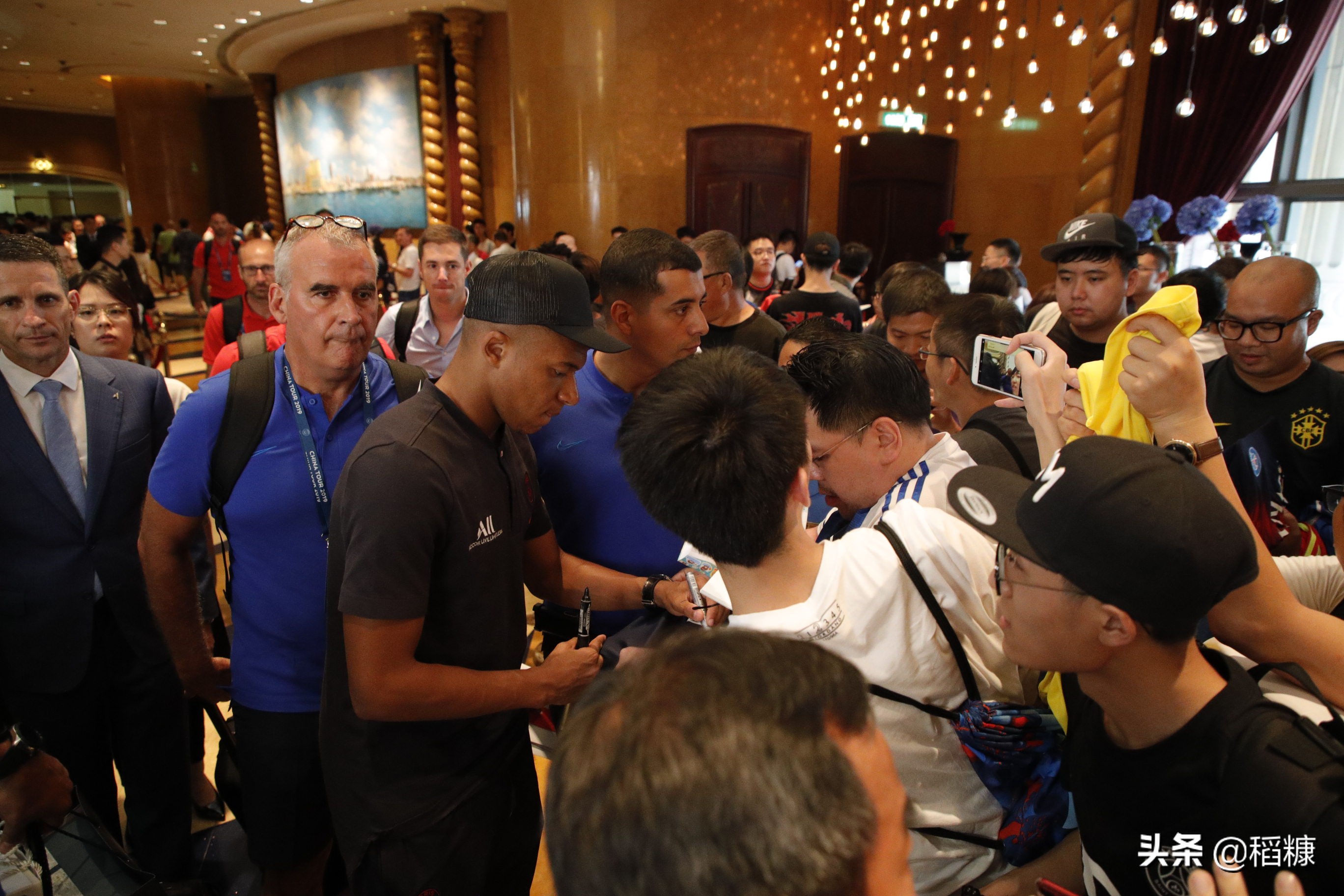 酒店成为顶级足球俱乐部赞助商,姆巴佩来中国住哪里?