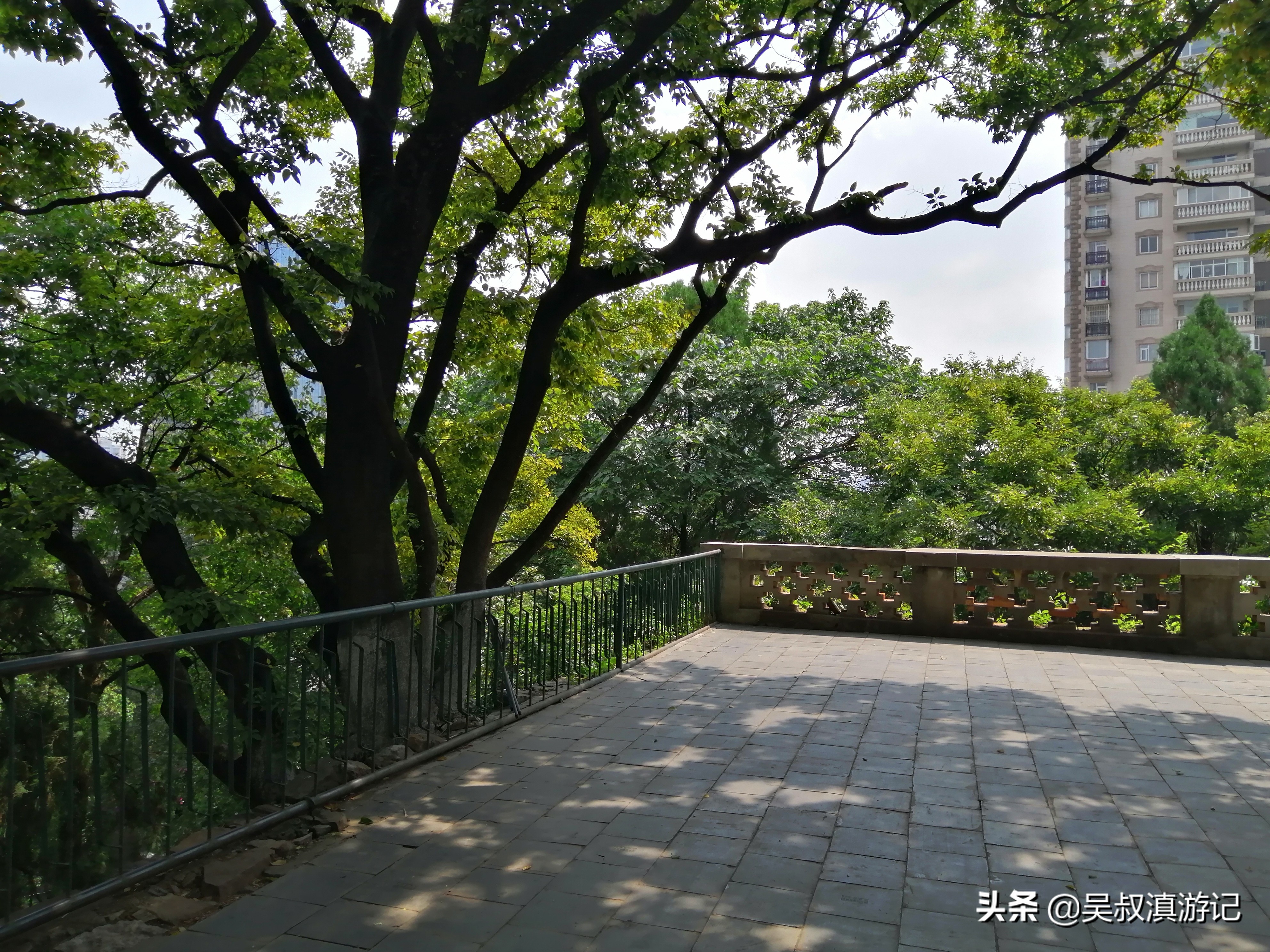 昆明明城墙历史,探寻昆明古城的历史和文化