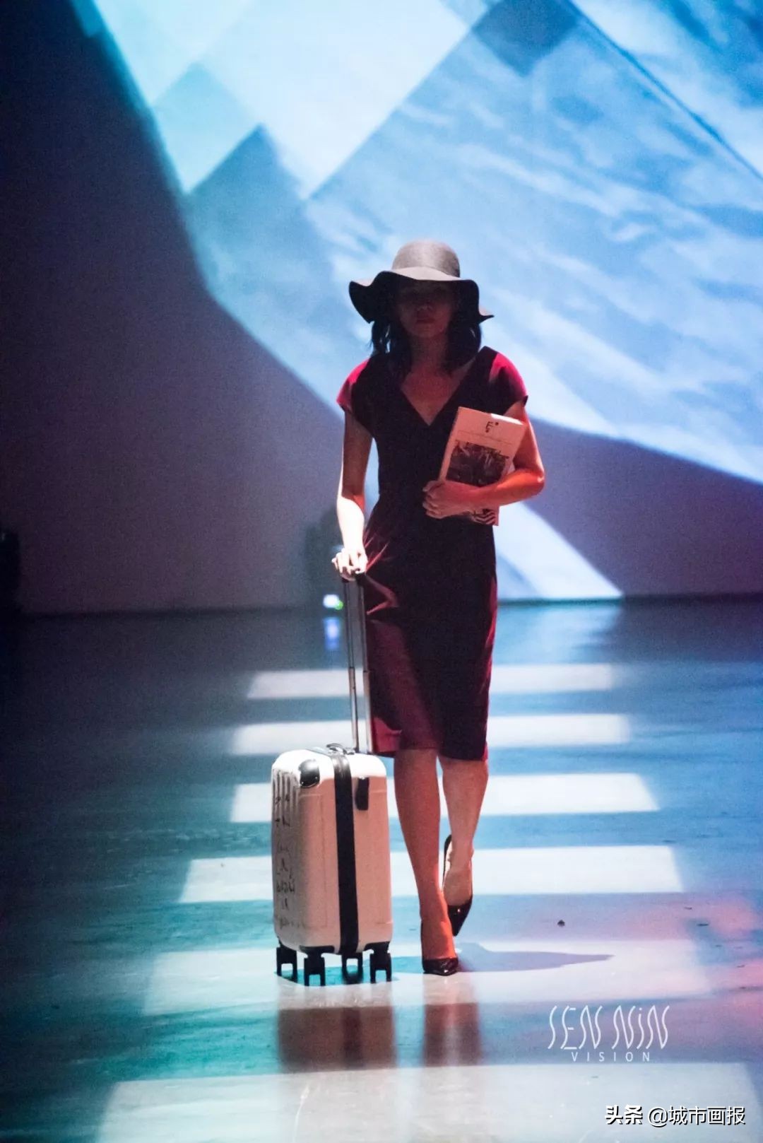 打造时尚风向标，今年春天凭什么在潮流界“上位”？