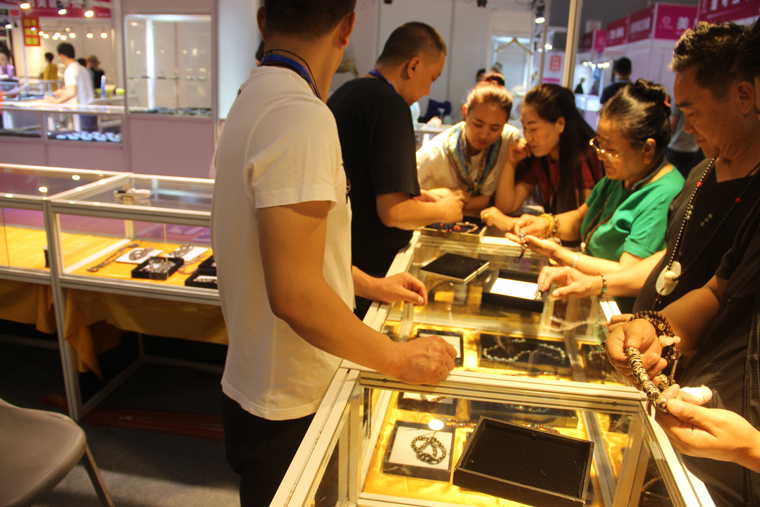 第41届成都国际珠宝展要门票吗,第37届成都珠宝首饰展