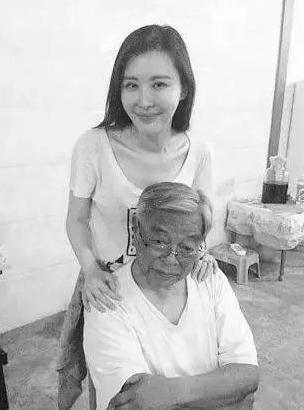 田朴珺万科王石完整版,王石妻子田朴珺