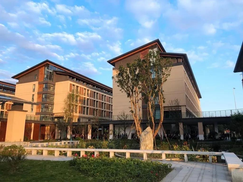 浠庡鍒板唴褰诲簳铚曞彉,鐢卞唴鍒板鍏ㄩ潰鍗囩骇