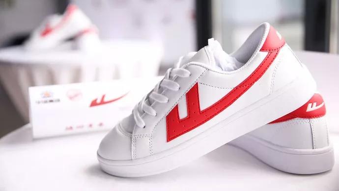 回力百年老店帆布鞋,回力老国货新潮流