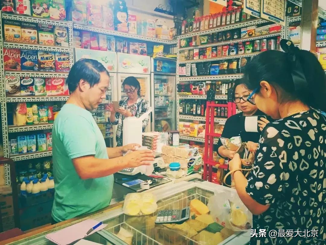 老街坊们,静安市场回来了